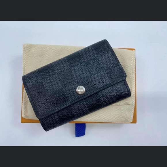 Damien Graphite 6 Key Holder - Picture 2 of 10